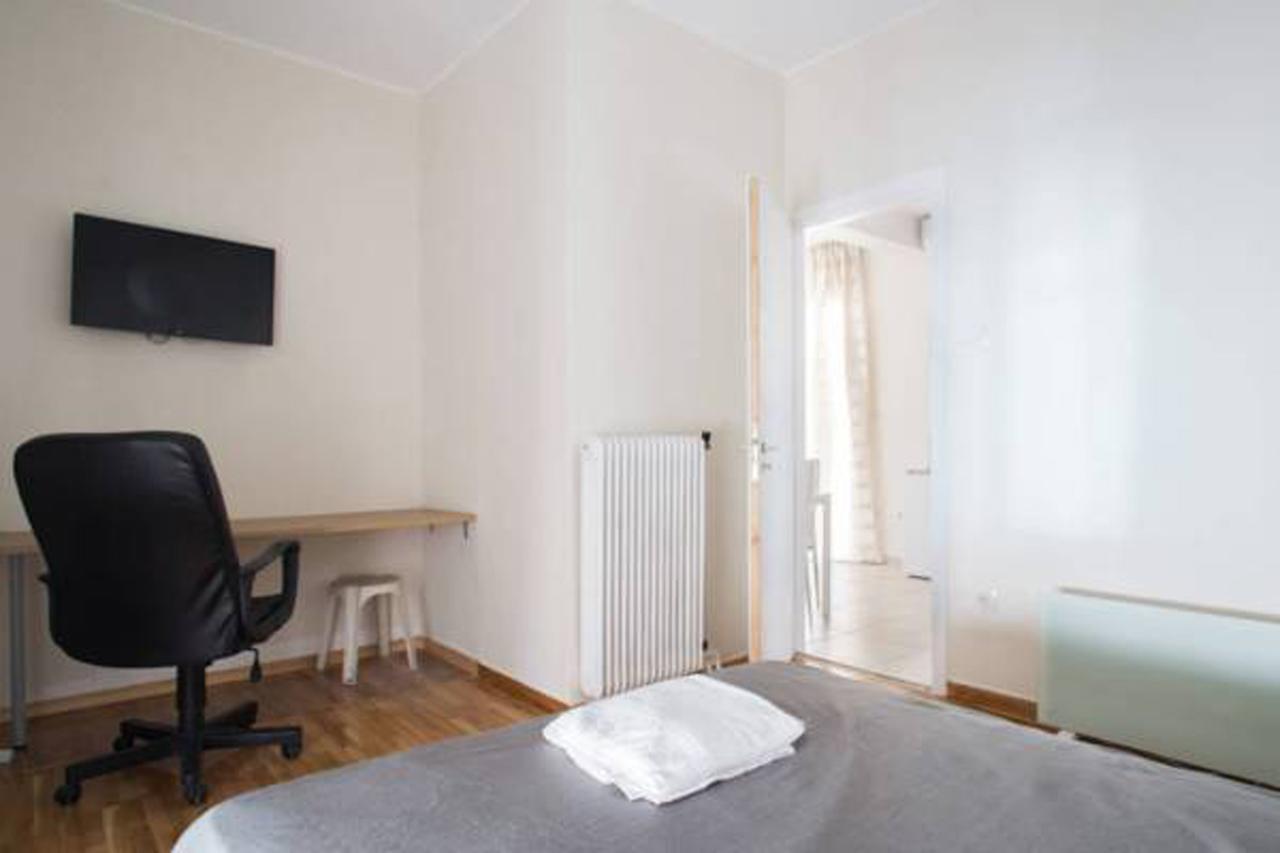 The White House Apartment Athena Bagian luar foto