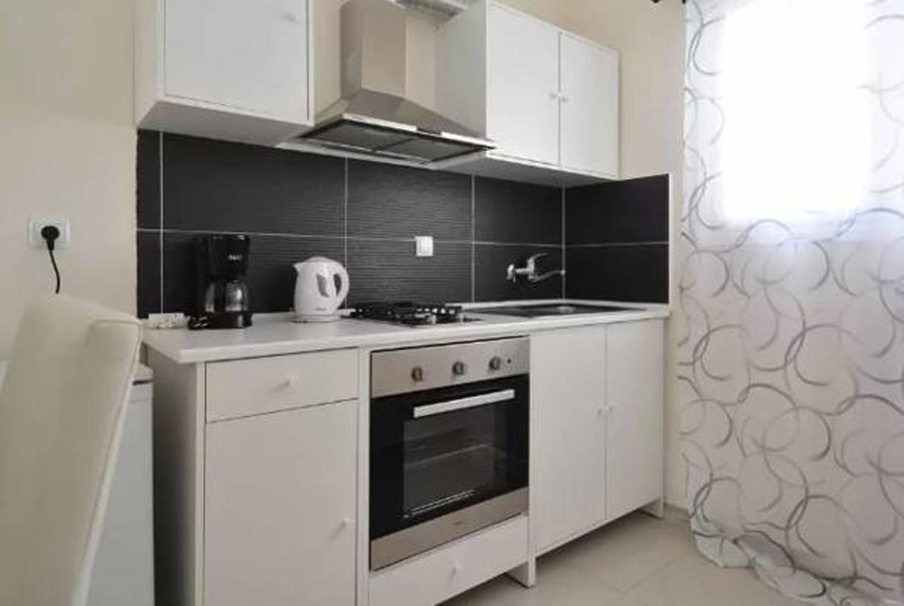 The White House Apartment Athena Bagian luar foto