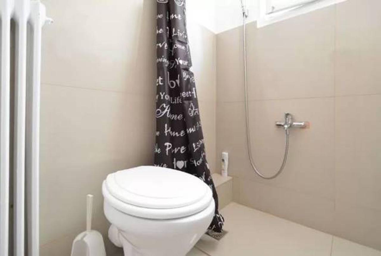 The White House Apartment Athena Bagian luar foto